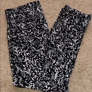LuluLemon cropped leggings
